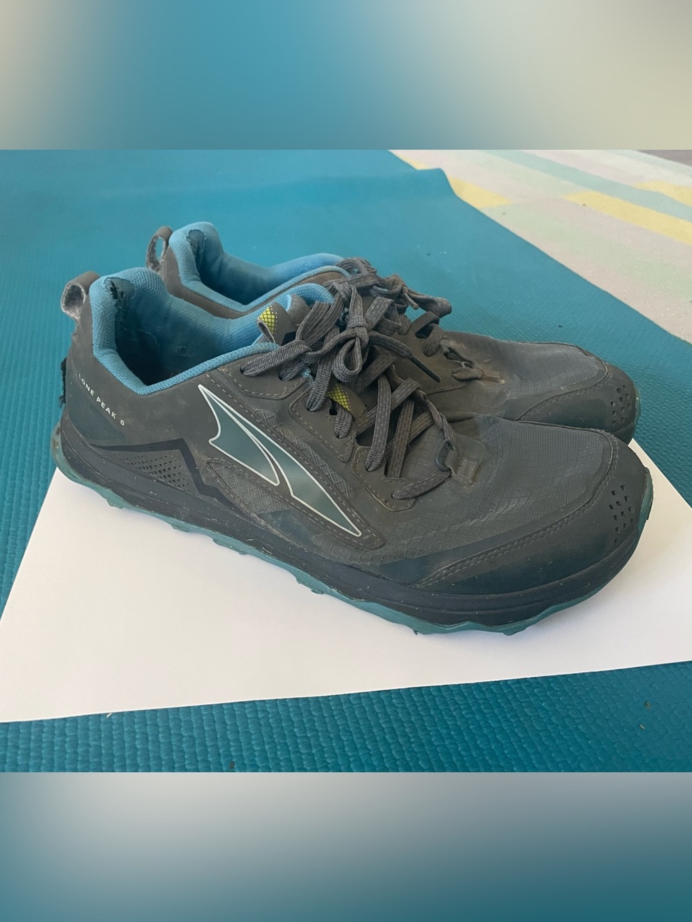 Men’s Gray Altra Lone Peak 6 /// US 11.5